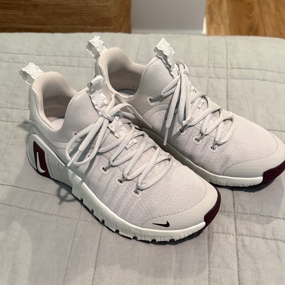 Nike Free Metcon Sneakers